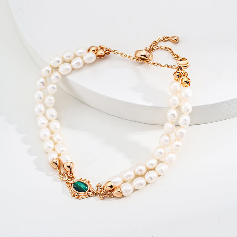 Beauty: Stylish Natural Pearl and Malachite Bracelet
