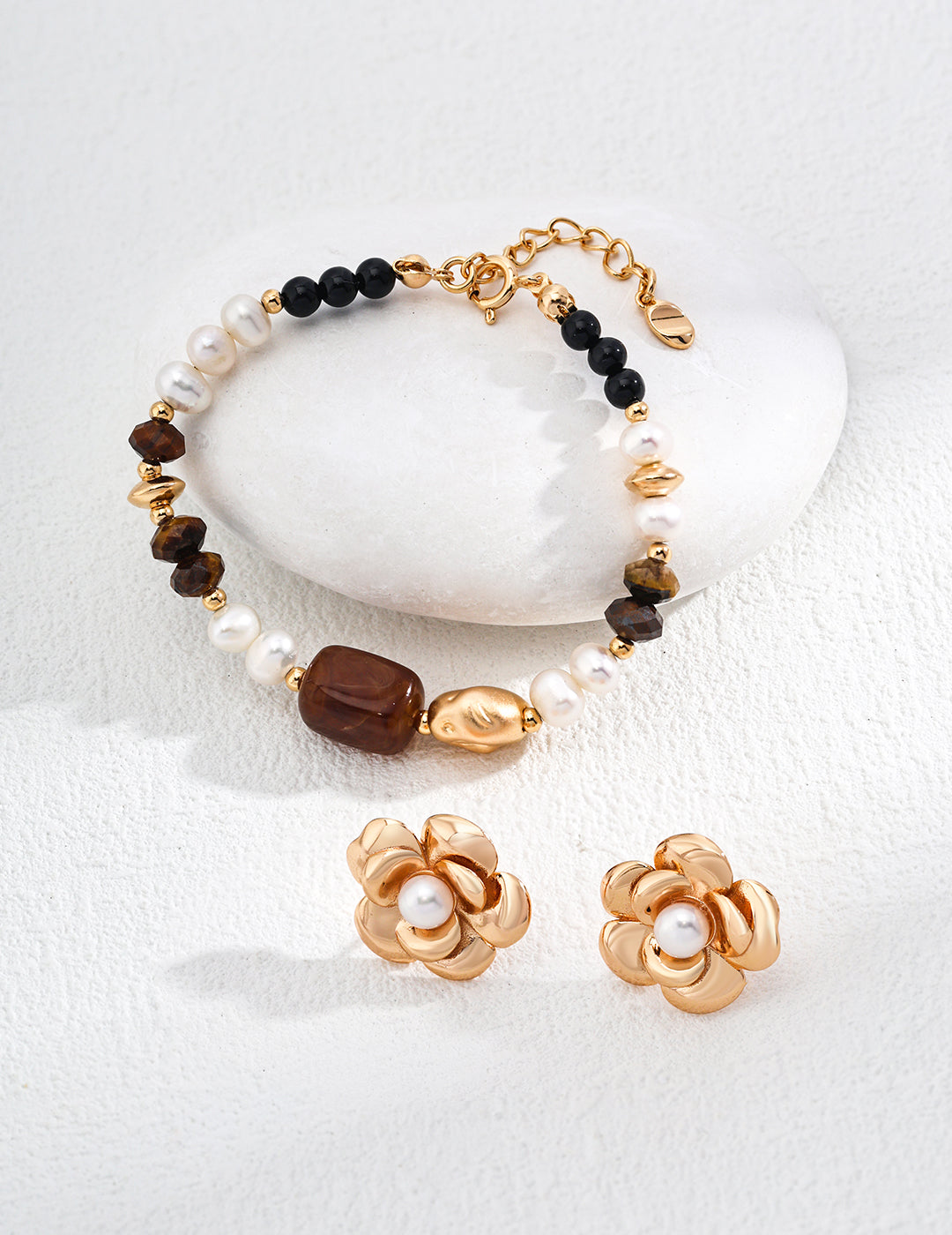 Confidence: Natural Pearl and Tiger's Eye Bracelet