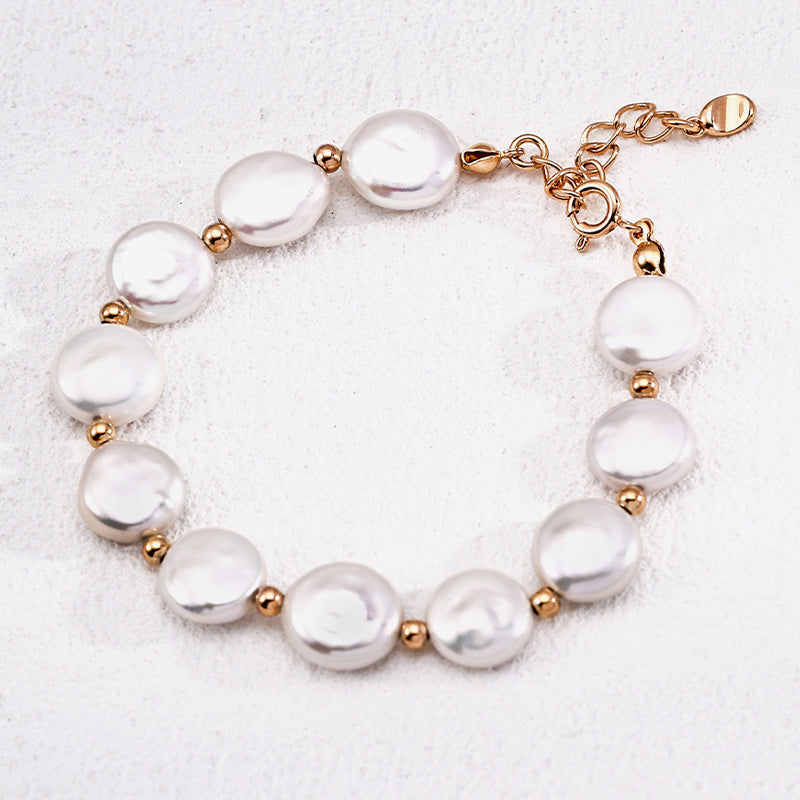 Career: Vintage Gold Pearl Bracelet
