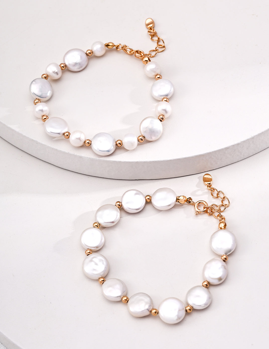 Career: Vintage Gold Pearl Bracelet